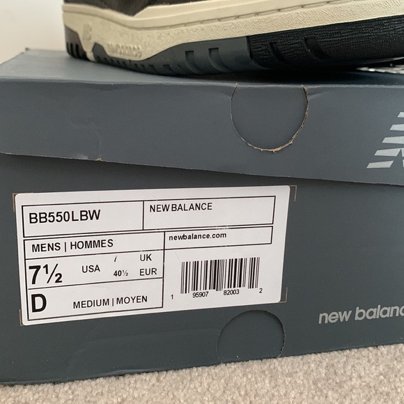 New Balance 550 - Picture 2 of 6